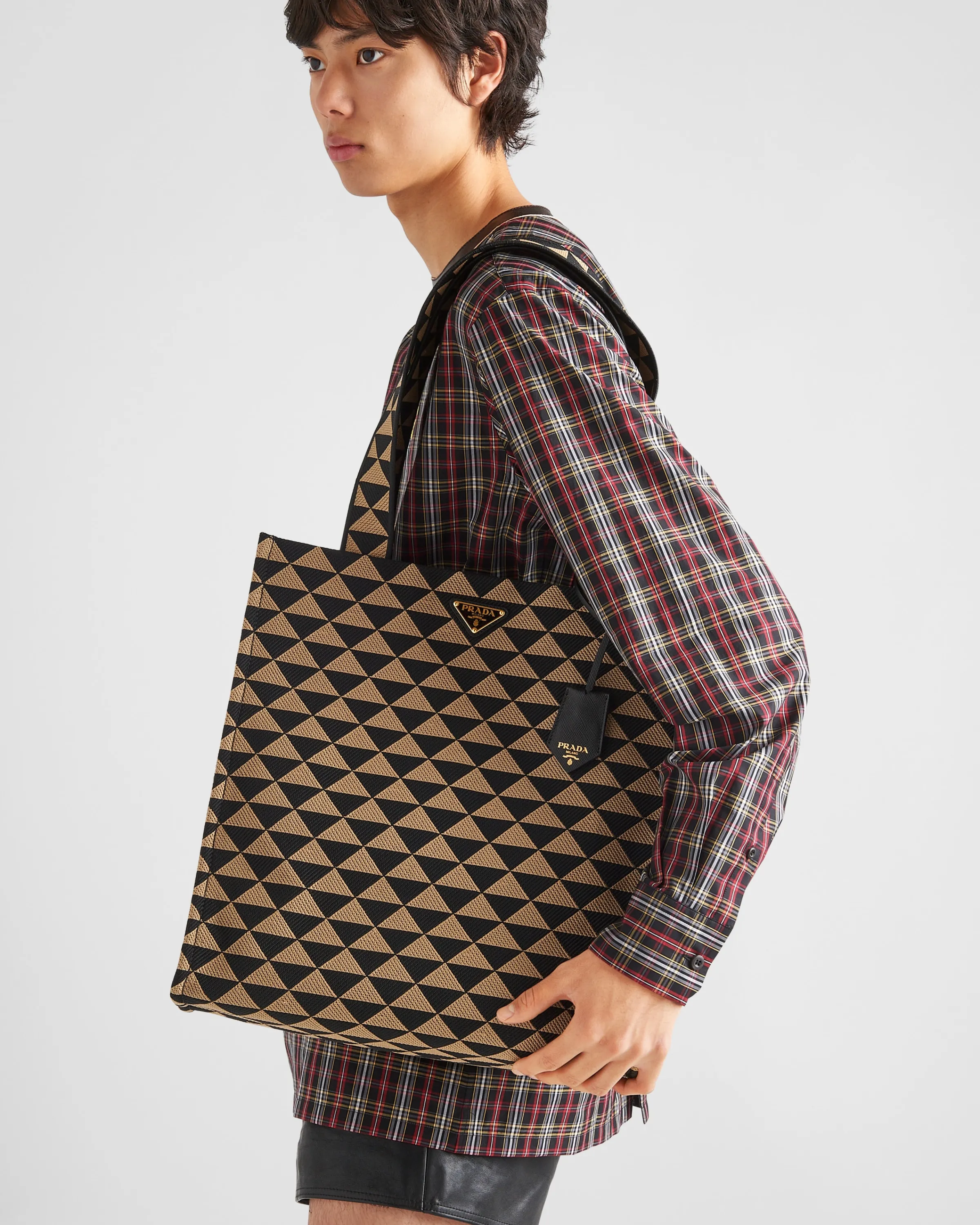 Uomo Prada Borsa shopping Symbole in tessuto ricamato