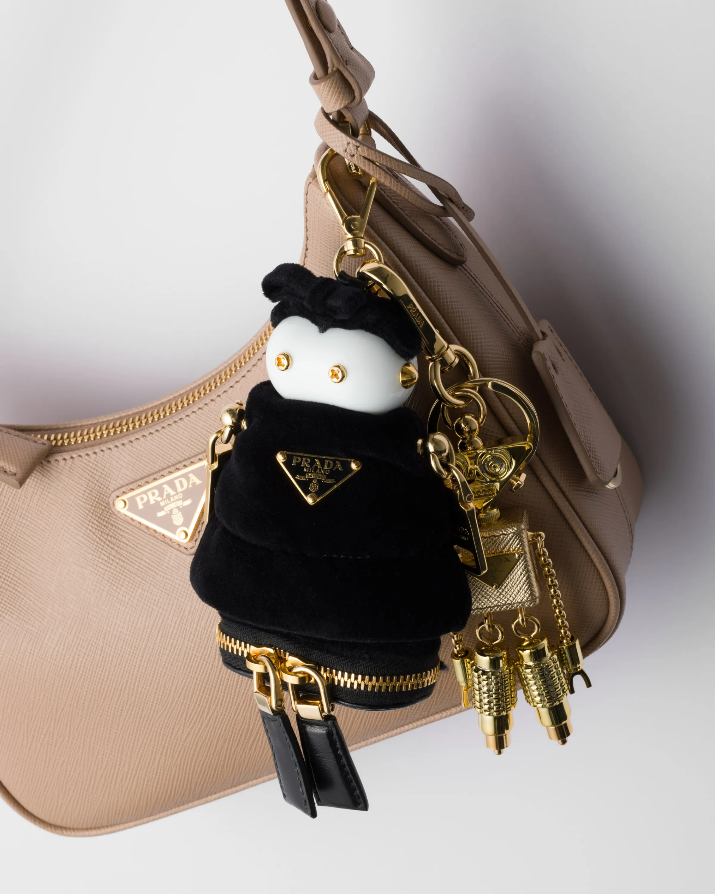 Donna Prada Ciondolo da borsa Soft Robot con tracolla in velluto