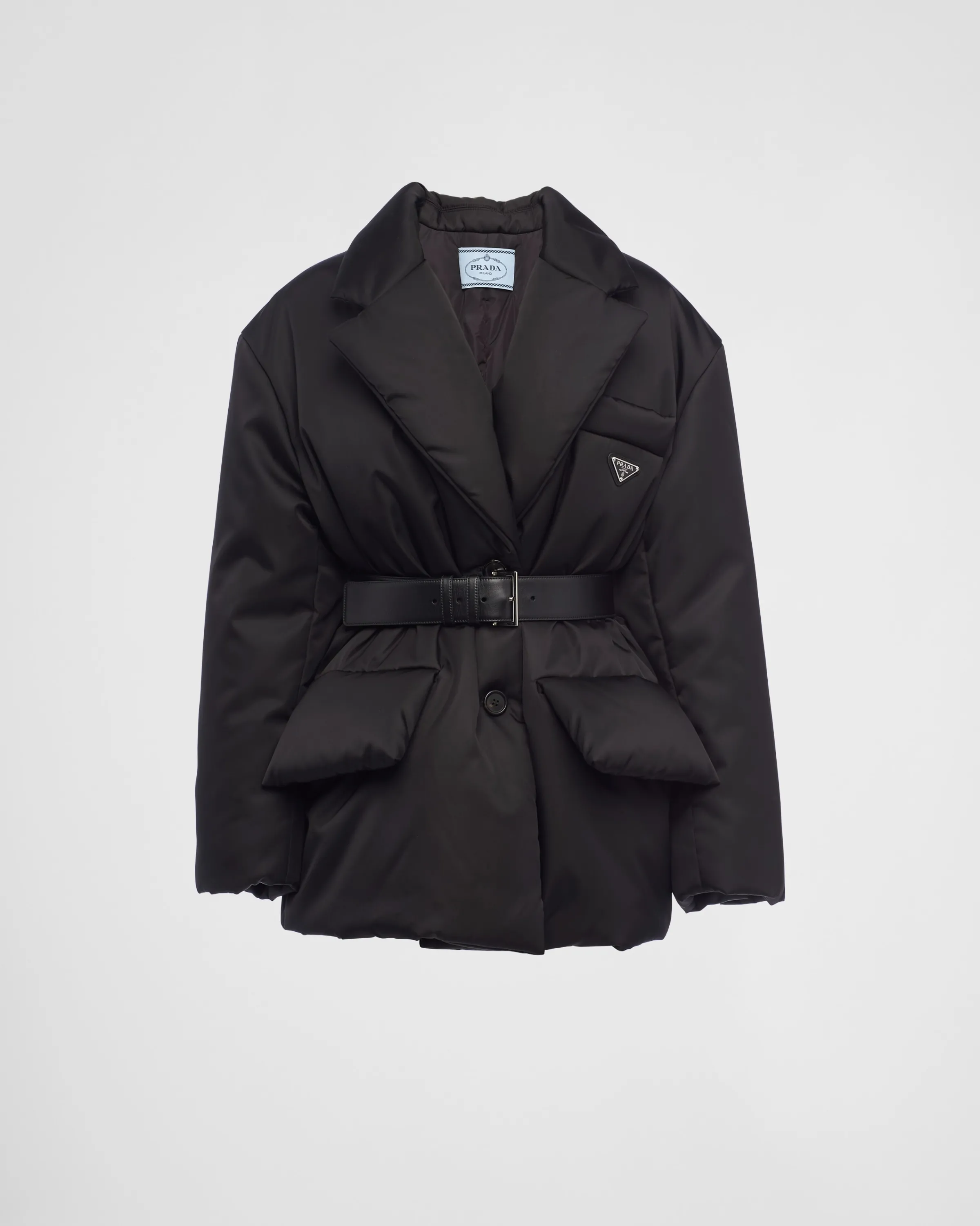 Donna Prada Piumino in Re-Nylon