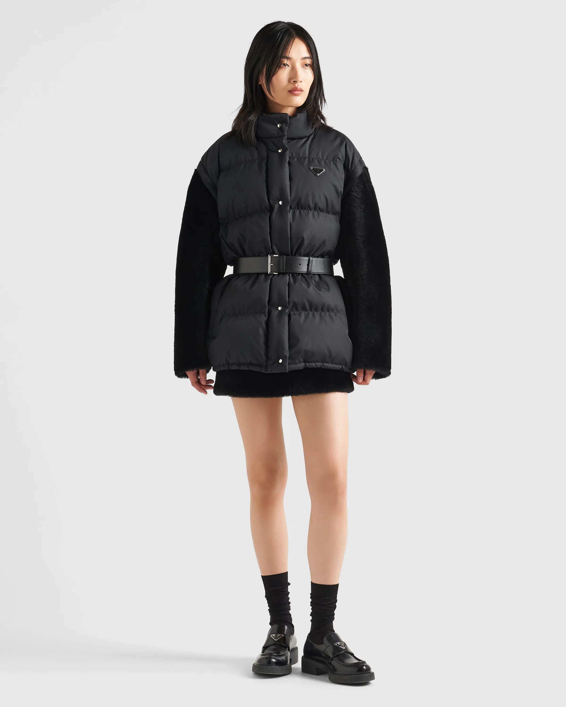 Donna Prada Piumino in Re-Nylon