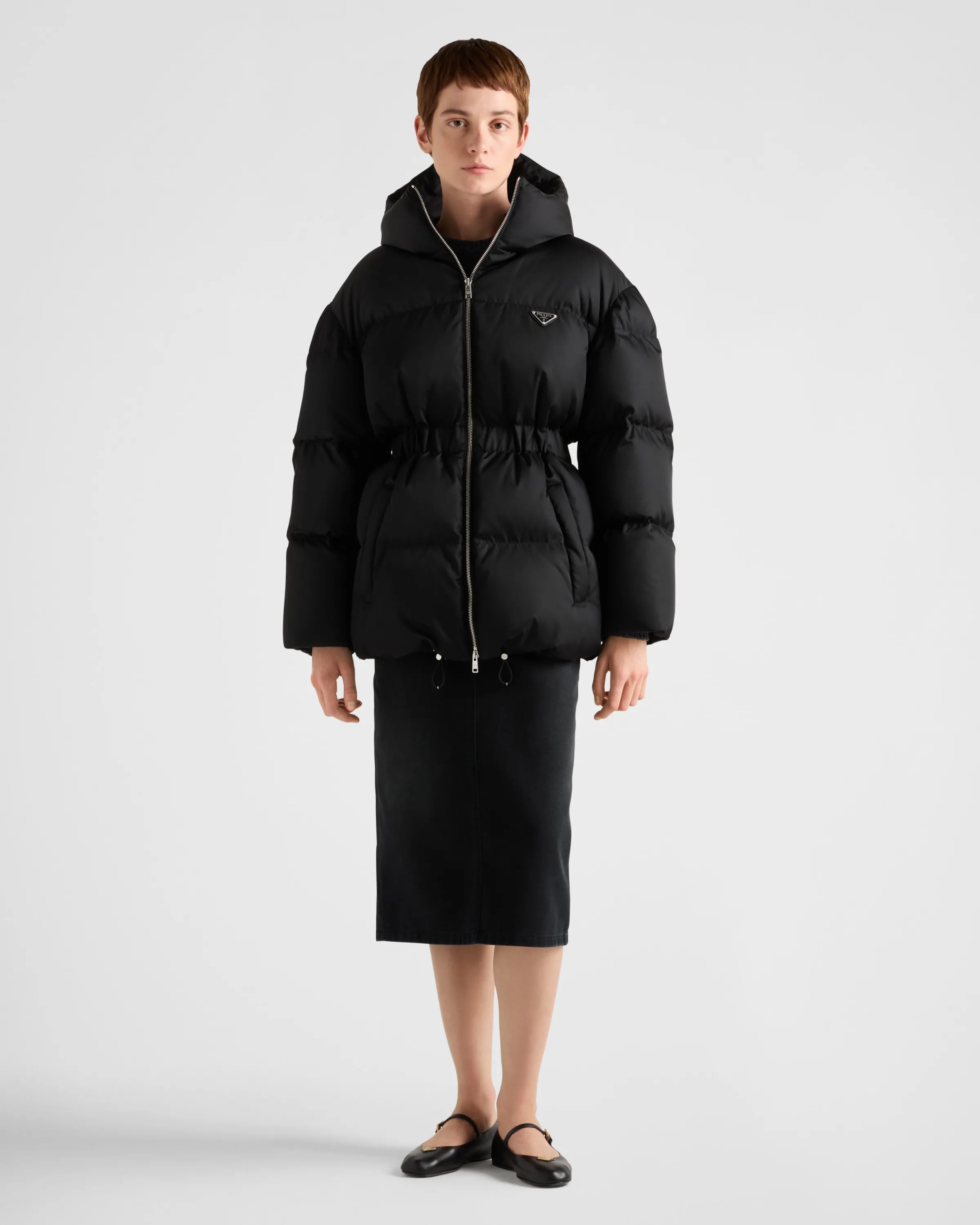 Donna Prada Piumino in Re-Nylon